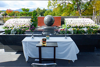 永代供養合葬墓地 合同追弔法要を執り行いました